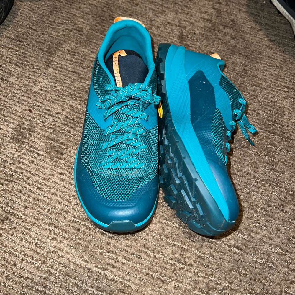 Arcteryx Womens Norvan VT 2